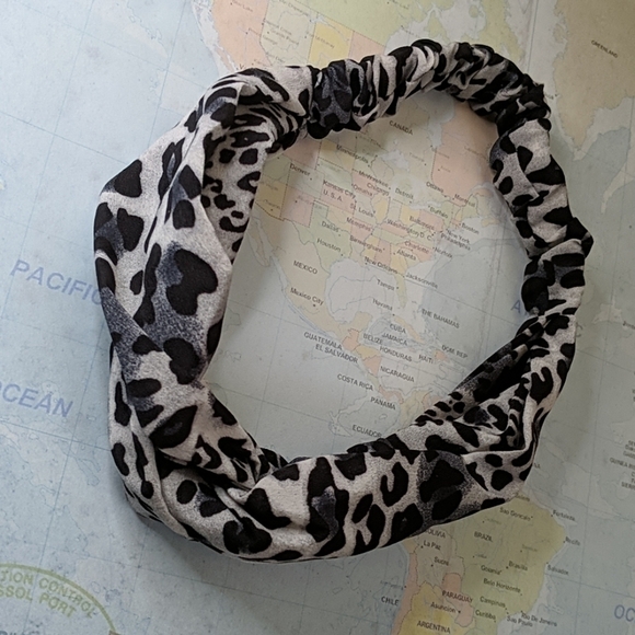 Leopard print knot chiffon head band - Picture 1 of 5
